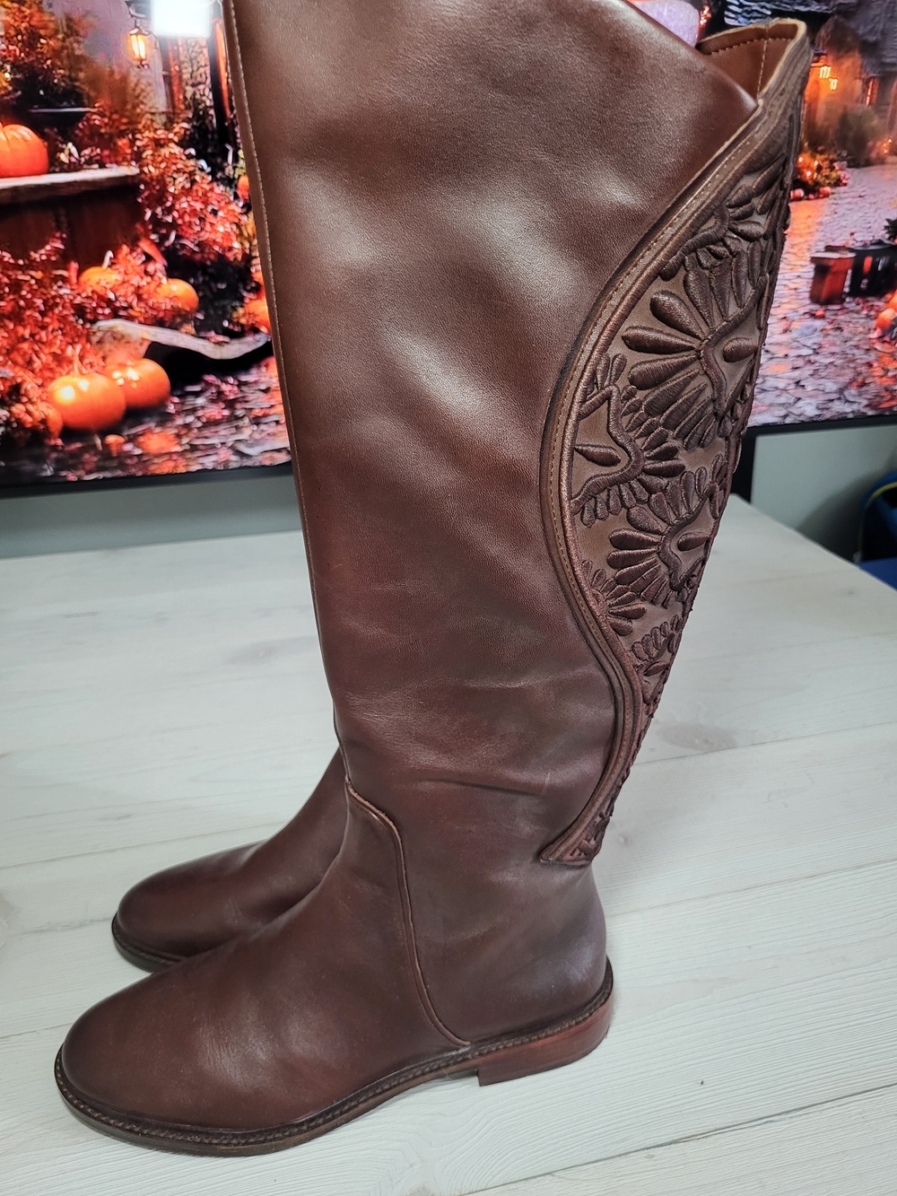 Gianni Bini Tall Boots Embroidered Leather BOHO Western Fall.